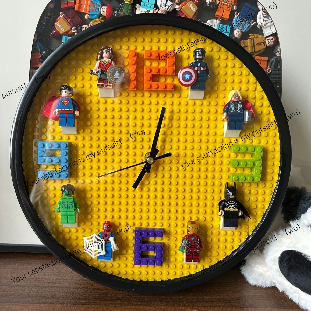 ساعة حائط على شكل شخصيات كرتون - مراجعة Interior Design Lego وسعره